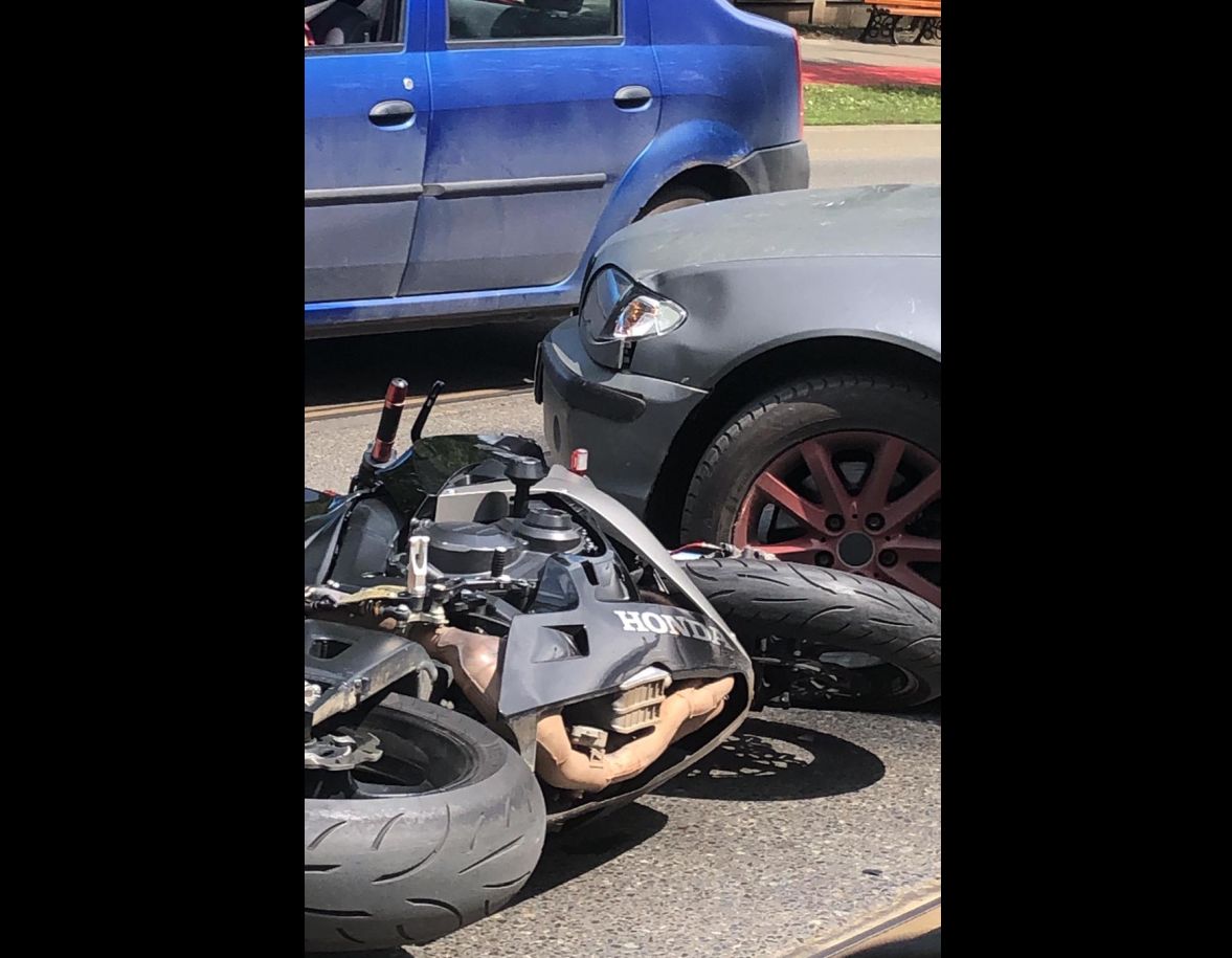 Accident Rutier N Copou Au Fost Implicate Un Bmw I O Motociclet