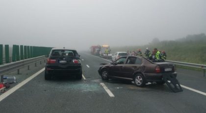 doua autoturisme implicate în accidentele rutiere de pe Autostrada Soarelui