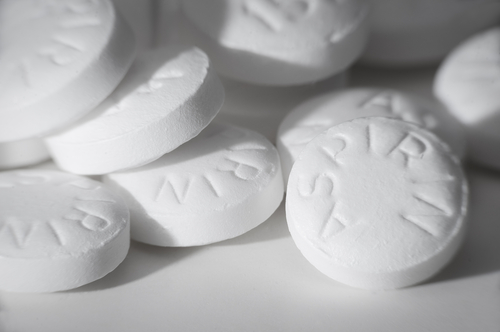 mai multe pastile de aspirină