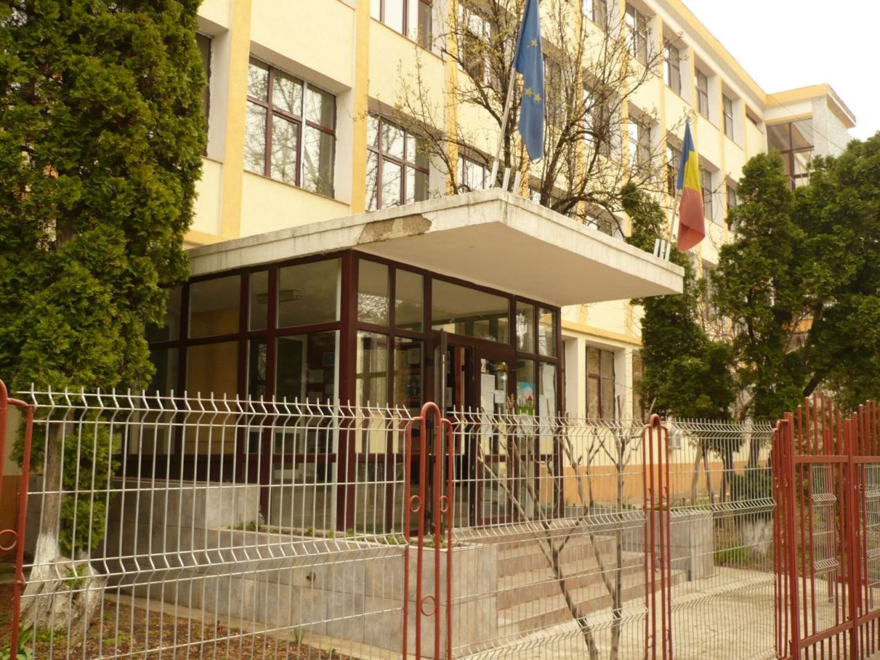 colegiul national „m„ihai eminescu” din iasi