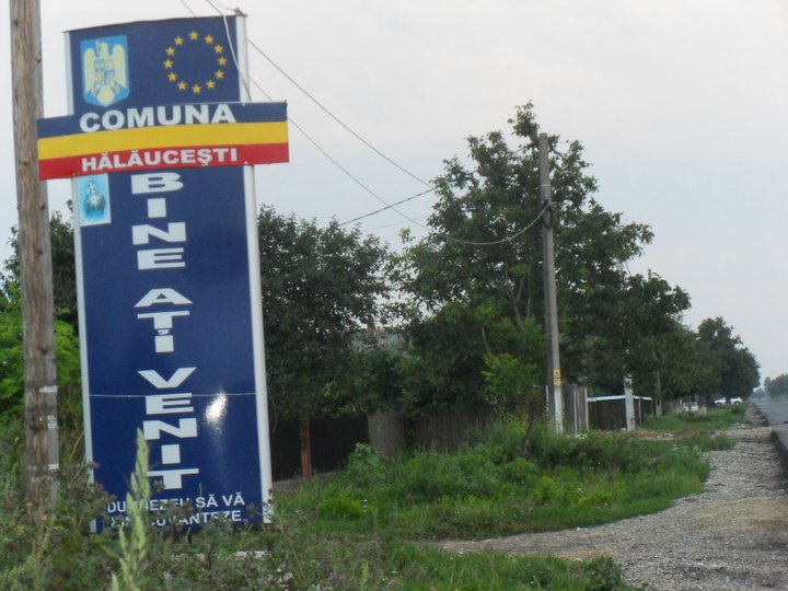 intrarea in comuna Halaucesti 