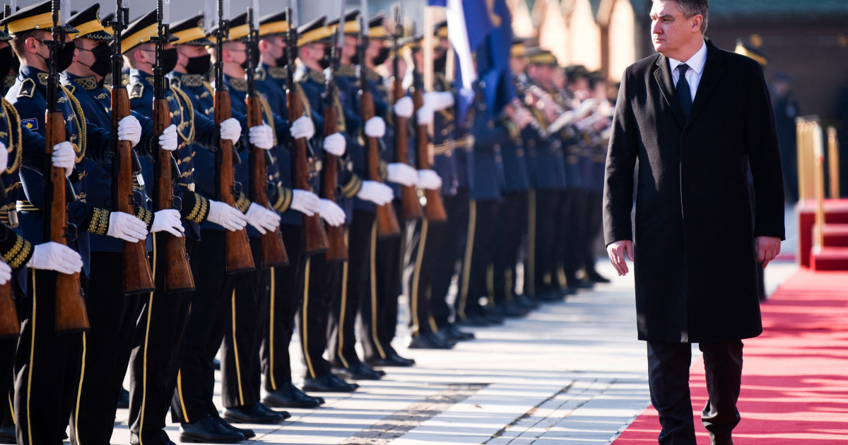aderarea Finlandei şi Suediei la NATO, preşedintele croat Zoran Milanovic la o parada militara