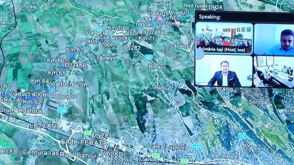 colaj personae conferinta online si harta imagine satelit