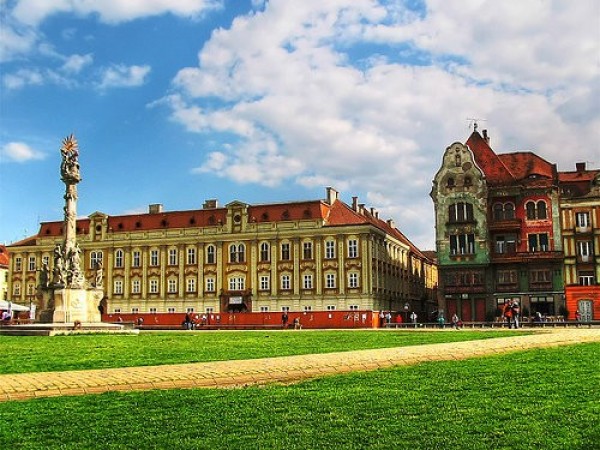 Palatul Dicasterial din Timisoara • Buna Ziua Iasi • BZI.ro